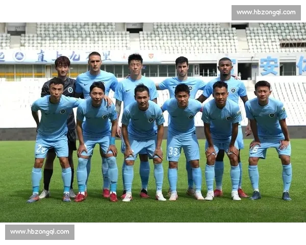 卡尔采夫中暑送医 新鹏城中场健康状况引关注 卡尔采夫中暑送医 新鹏城中场健康状况引关注